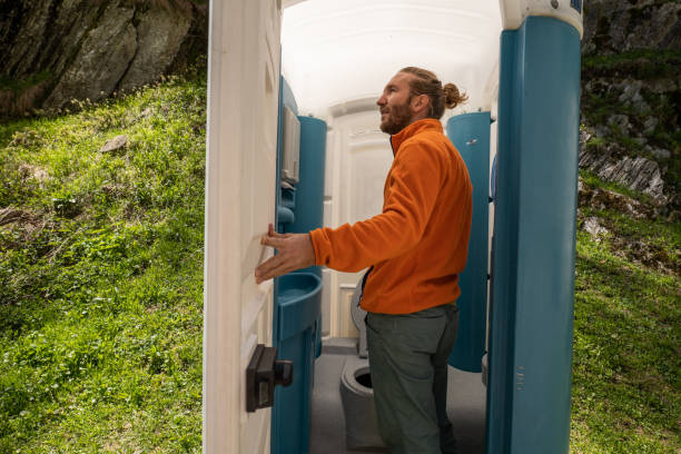 Portable Toilet Options We Offer in Fords Prairie, WA